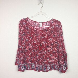 • FOREVER 21 • Red Paisley Pattern Top Sz S